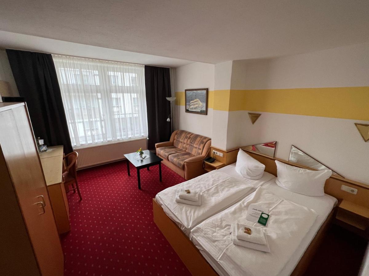 Ostseebad Kühlungsborn Hotel Poseidon מראה חיצוני תמונה
